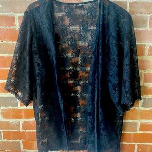 Lace kimono